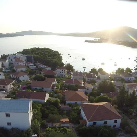 Apartment For Two Persons With Sea View In Near The